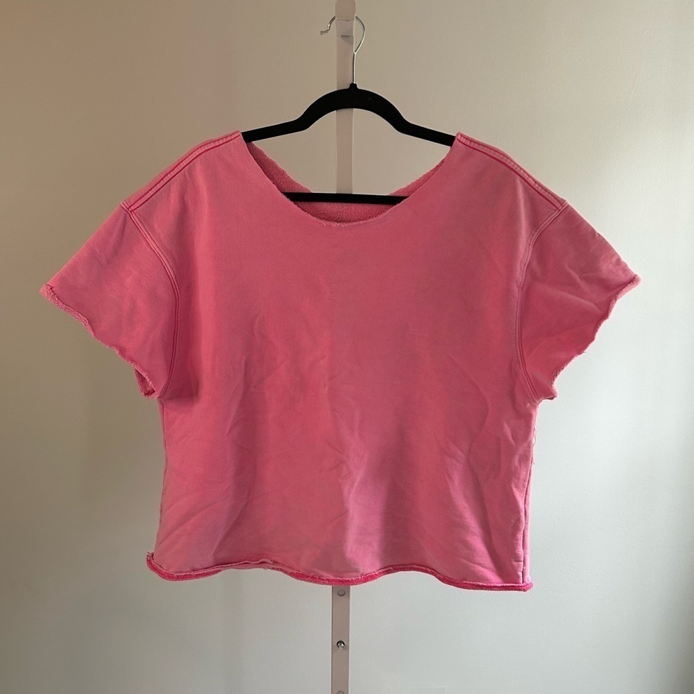Good American Hot Pink Cropped Short Sleeve Sweater